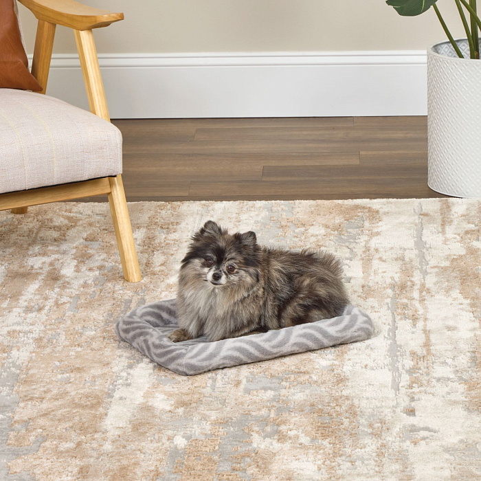 Лежанка MidWest Deluxe Wave Bed для собак и кошек меховая 41х30х6,5 см, серая