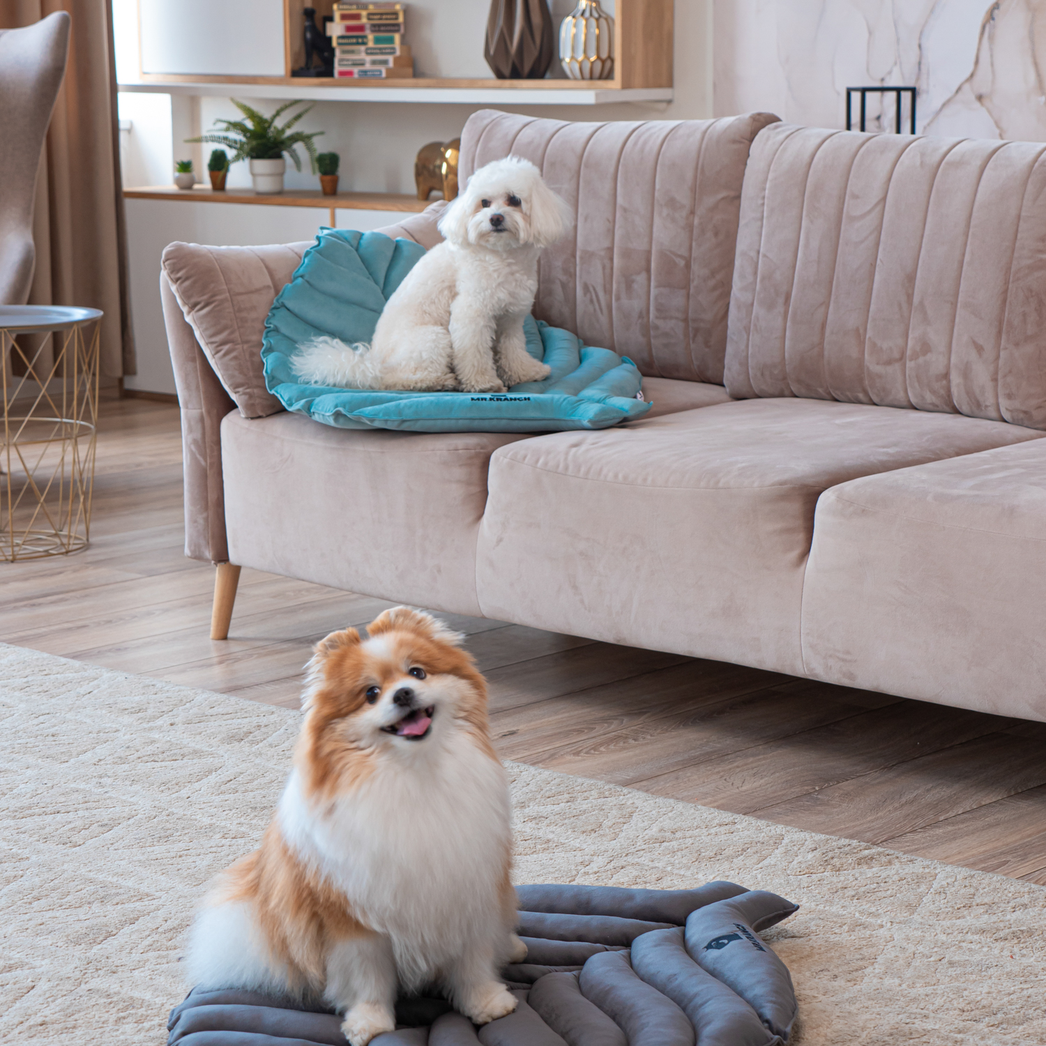 Лежанка Mr.Kranch для собак Листочек большая размер 120х73х6см мятная