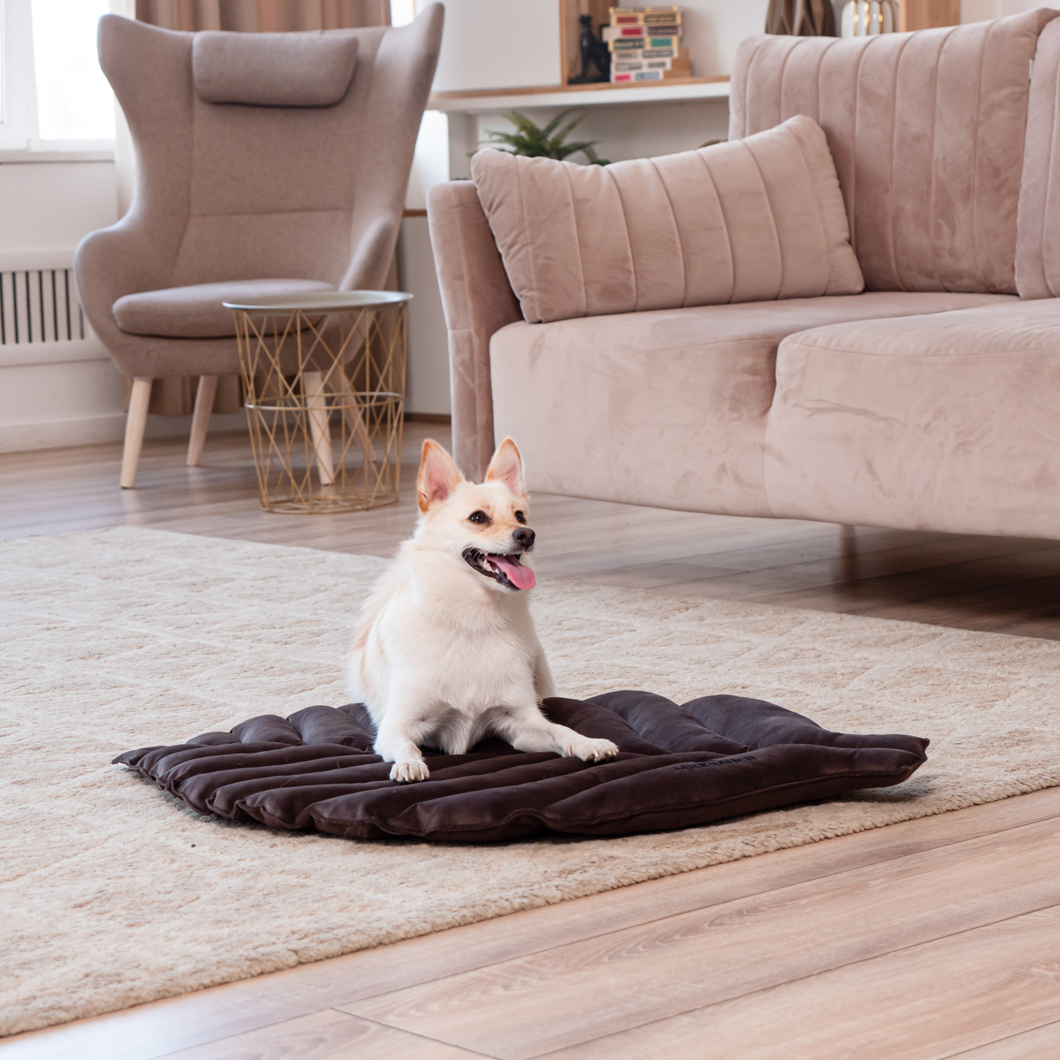 Лежанка Mr.Kranch для собак Листочек большая размер 120х73х6см коричневая