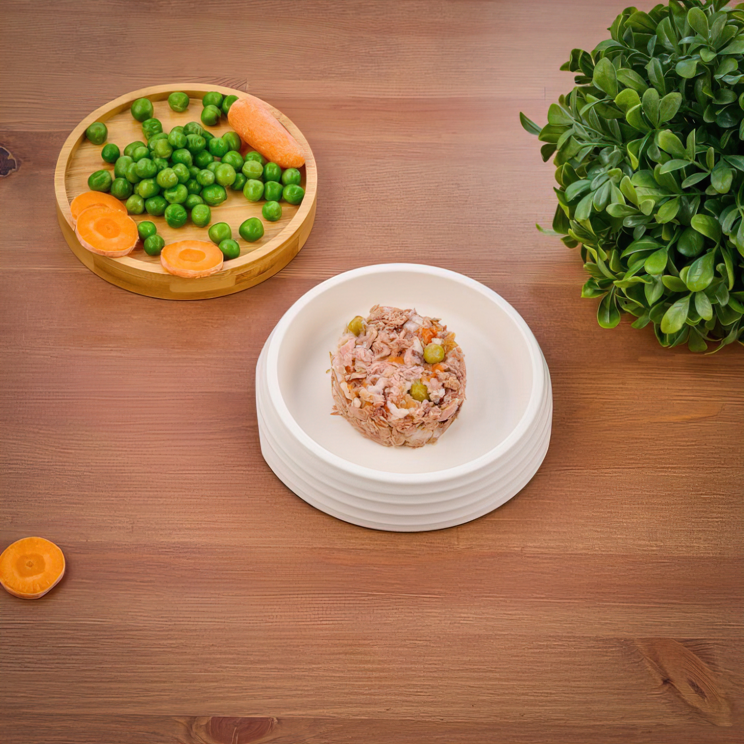 Влажный корм Monge Supreme kitten для котят из тунца с зелёным горошком и мини-морковью, паучи 80 г