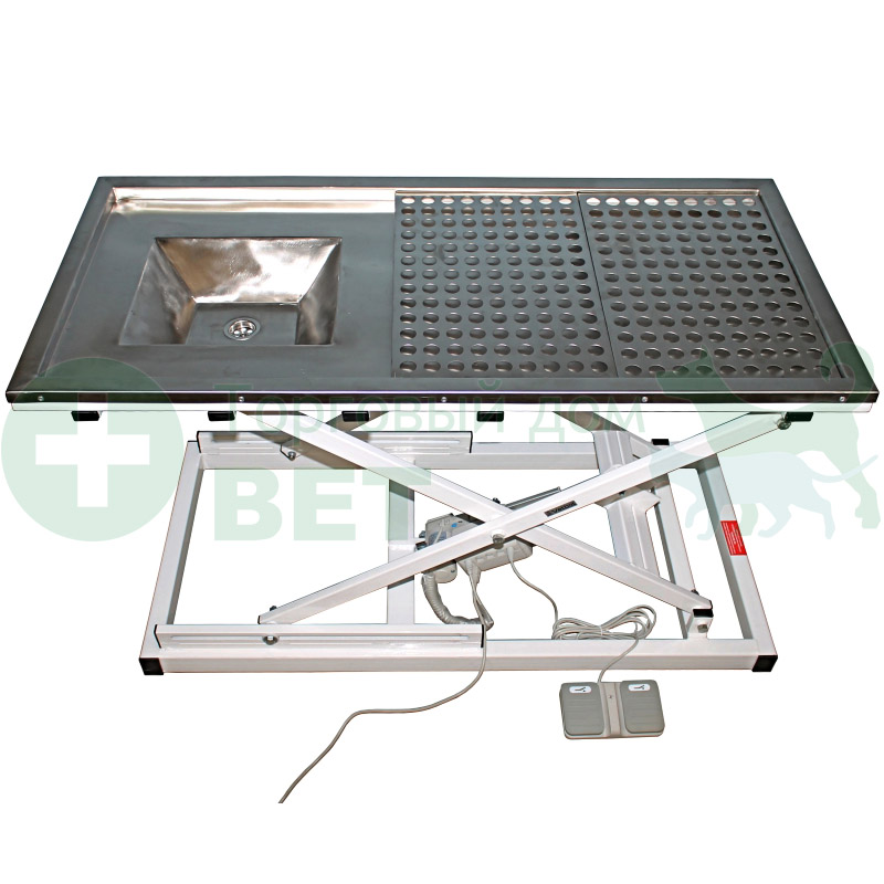 ТД ВЕТ Стол ветеринарный стоматологический VETBOT-77 с мойкой, столешница перф. лист нерж.сталь,  1300x600x(300- 1190)h мм (каркас белый, пульт ножной