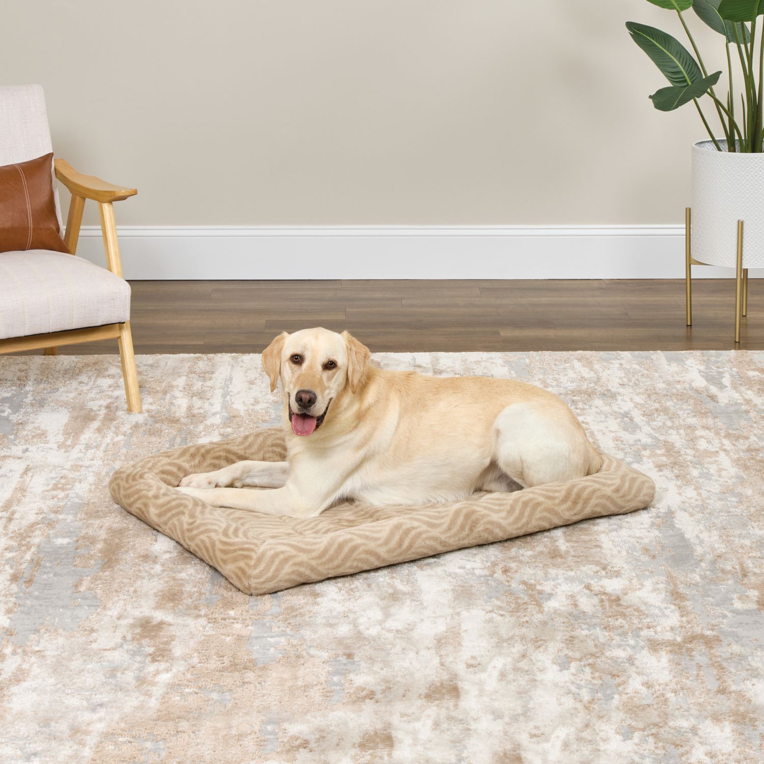 Лежанка MidWest Deluxe Wave Bed для собак и кошек меховая 102х67,5х9 см, цвет песочный