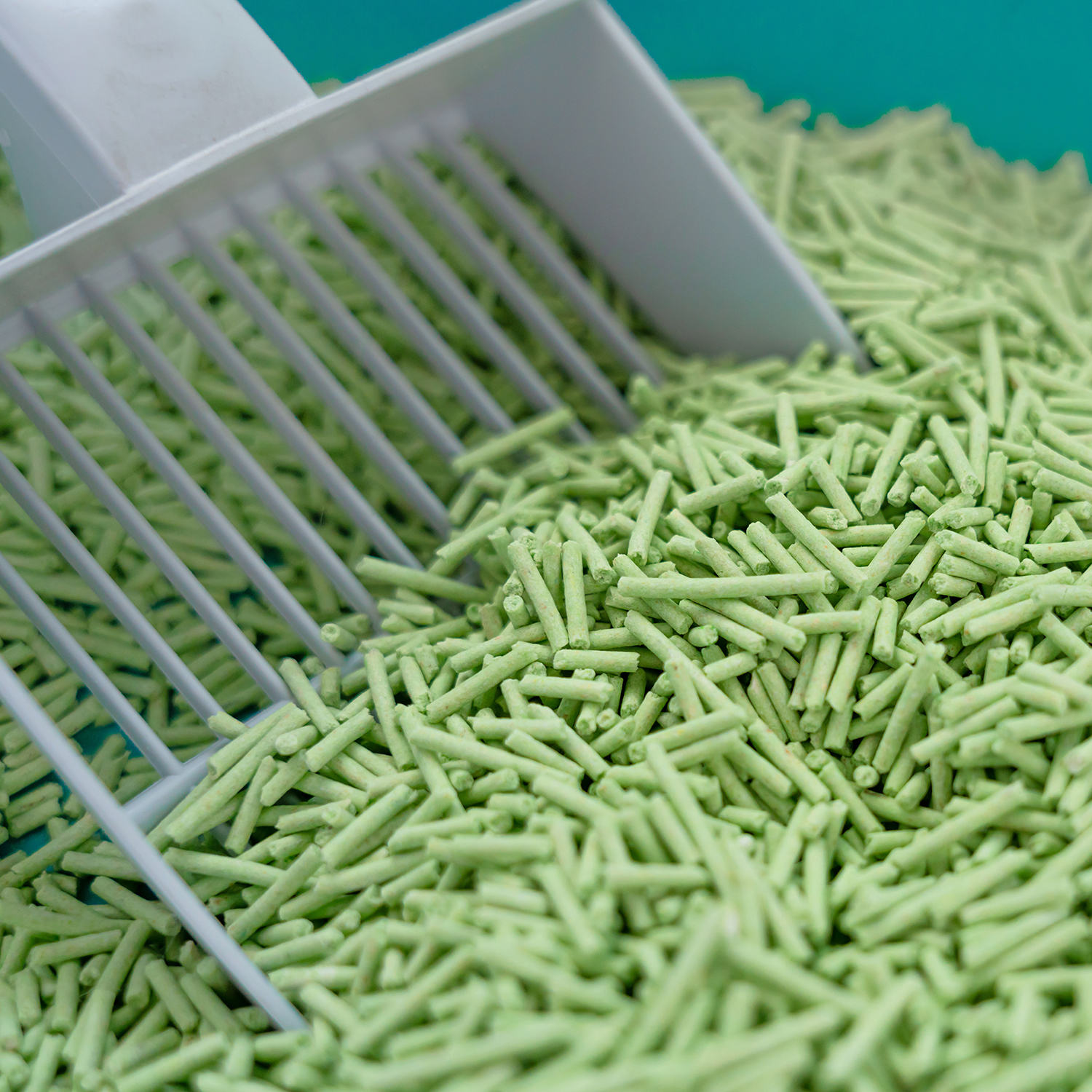 Растительный комкующийся наполнитель тофу Cat's choice с ароматом "Зеленый чай" 6 л/2,5 кг