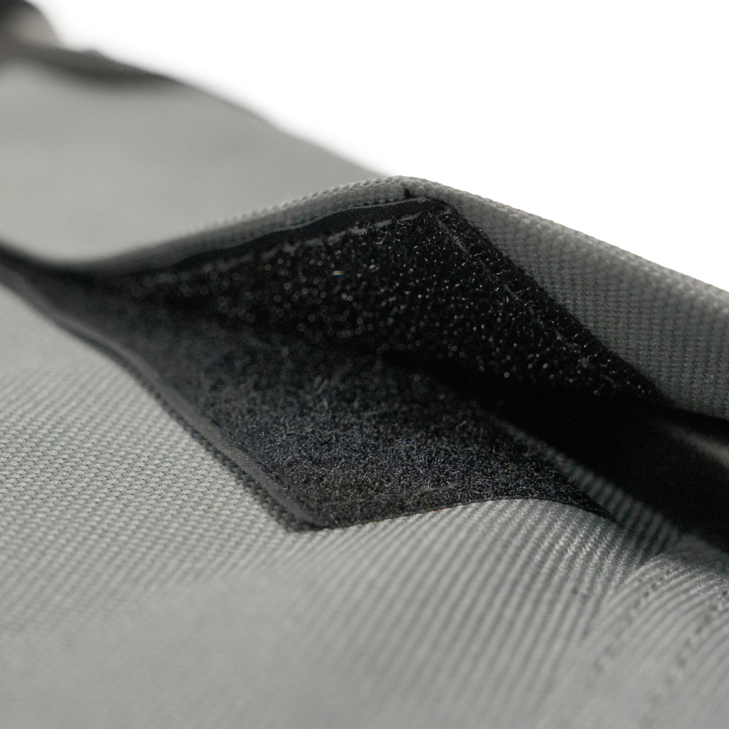 Лежанка-шезлонг каркасная для собак Mr.Kranch Elevated с мягкими бортиками малая 62х47х27 см серая