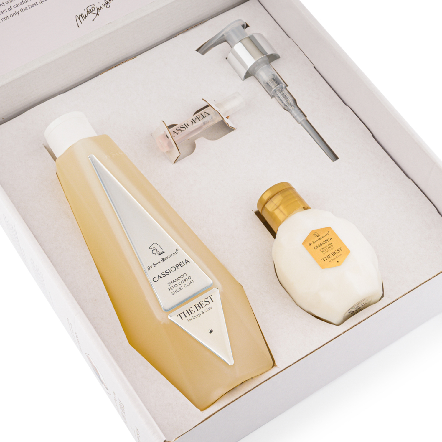 ISB The Best line Набор Cassiopeia шампунь для короткой шерсти 550 мл, кондиционер 120 мл + парфюм 2 мл в подарок СКИДКА 40%