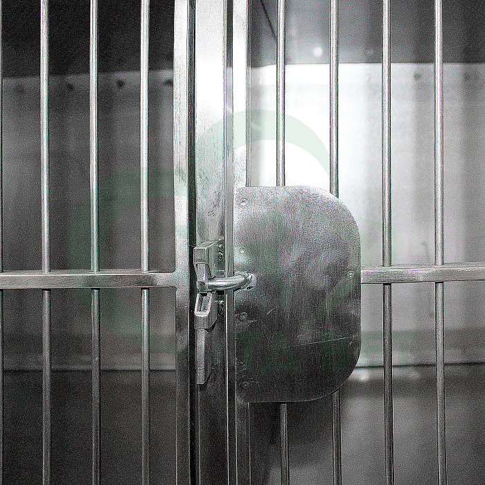 ТД ВЕТ Модуль из 7 клеток нерж. стали с подогревом 2600х740(770)600(630) х1540(1640) с колесами