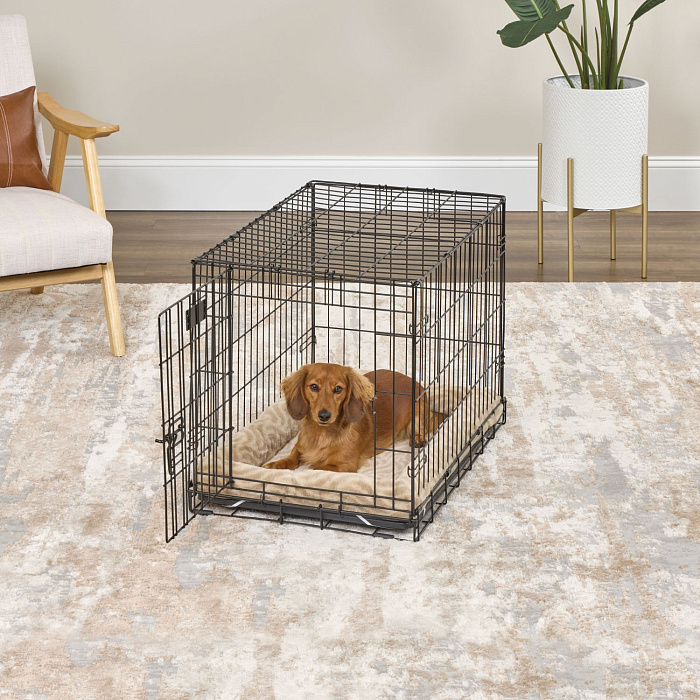 Лежанка MidWest Deluxe Wave Bed для собак и кошек меховая 70,5х53х7,5 см, цвет песочный