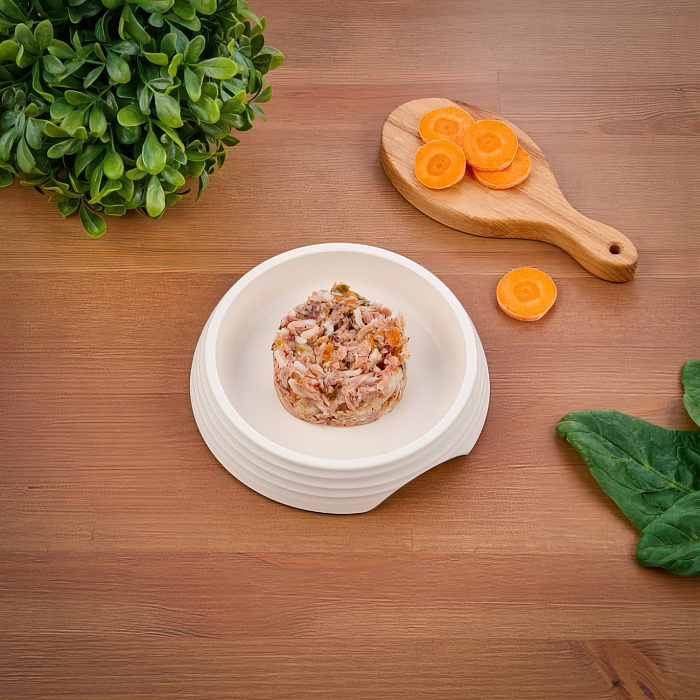 Влажный корм Monge Supreme kitten для котят из тунца со шпинатом и мини-морковью, паучи 80 г