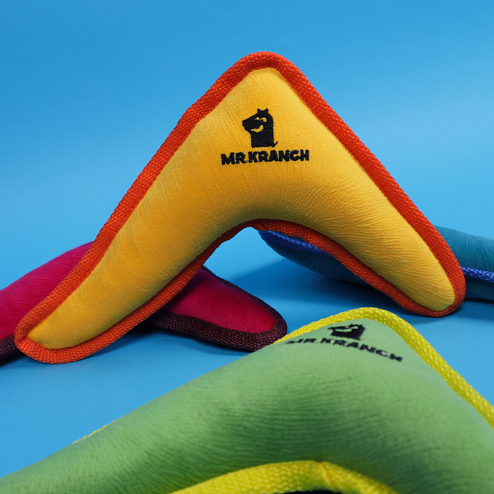 Игрушка Mr.Kranch для собак мелких и средних пород Бумеранг с пищалкой 22х19х45см желтый