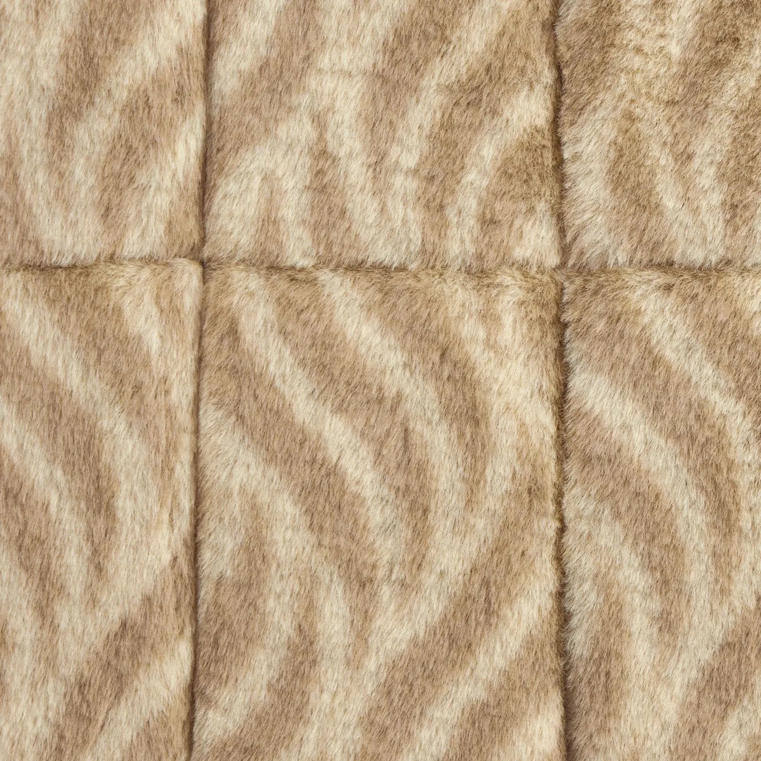 Лежанка MidWest Deluxe Wave Bed для собак и кошек меховая 41х30х6,5 см, цвет песочный