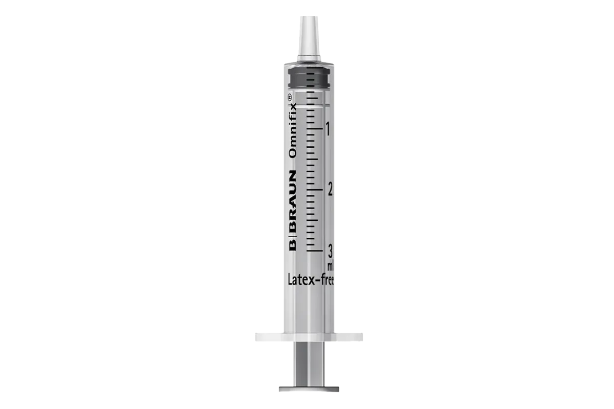 B.Braun Шприц 3-х комп. Омнификс 3 мл, Люэр, игла 0,6x30 мм (упак 100 шт)
