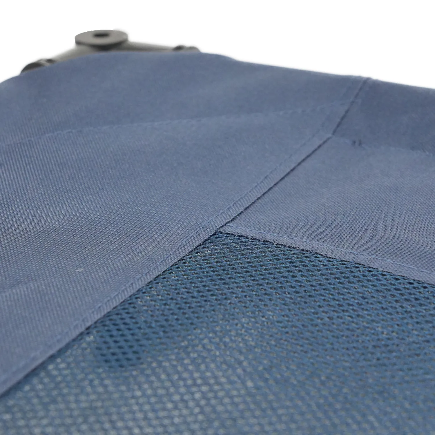 Лежанка-шезлонг каркасная для собак Mr.Kranch Elevated L большая 108х76х19 см синяя