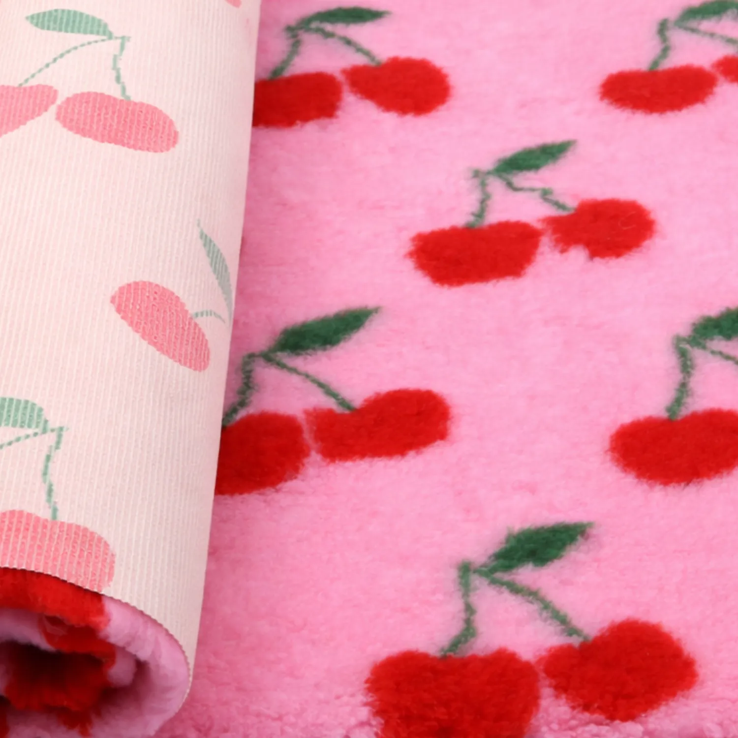 Коврик меховой ProFleece Вишенки 1х1,6м розовый/красный/зелёный