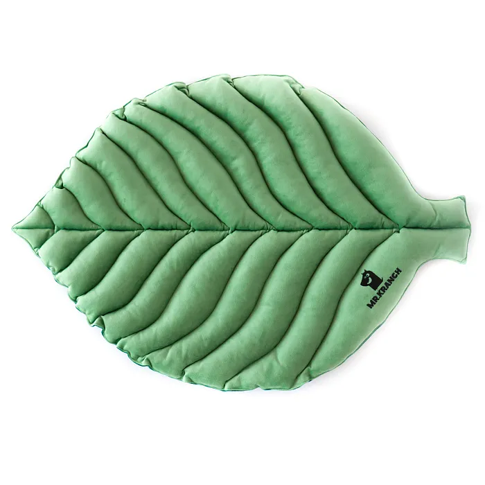 Лежанка Mr.Kranch для собак Листочек средняя двусторонняя размер 90х65х5см зеленая