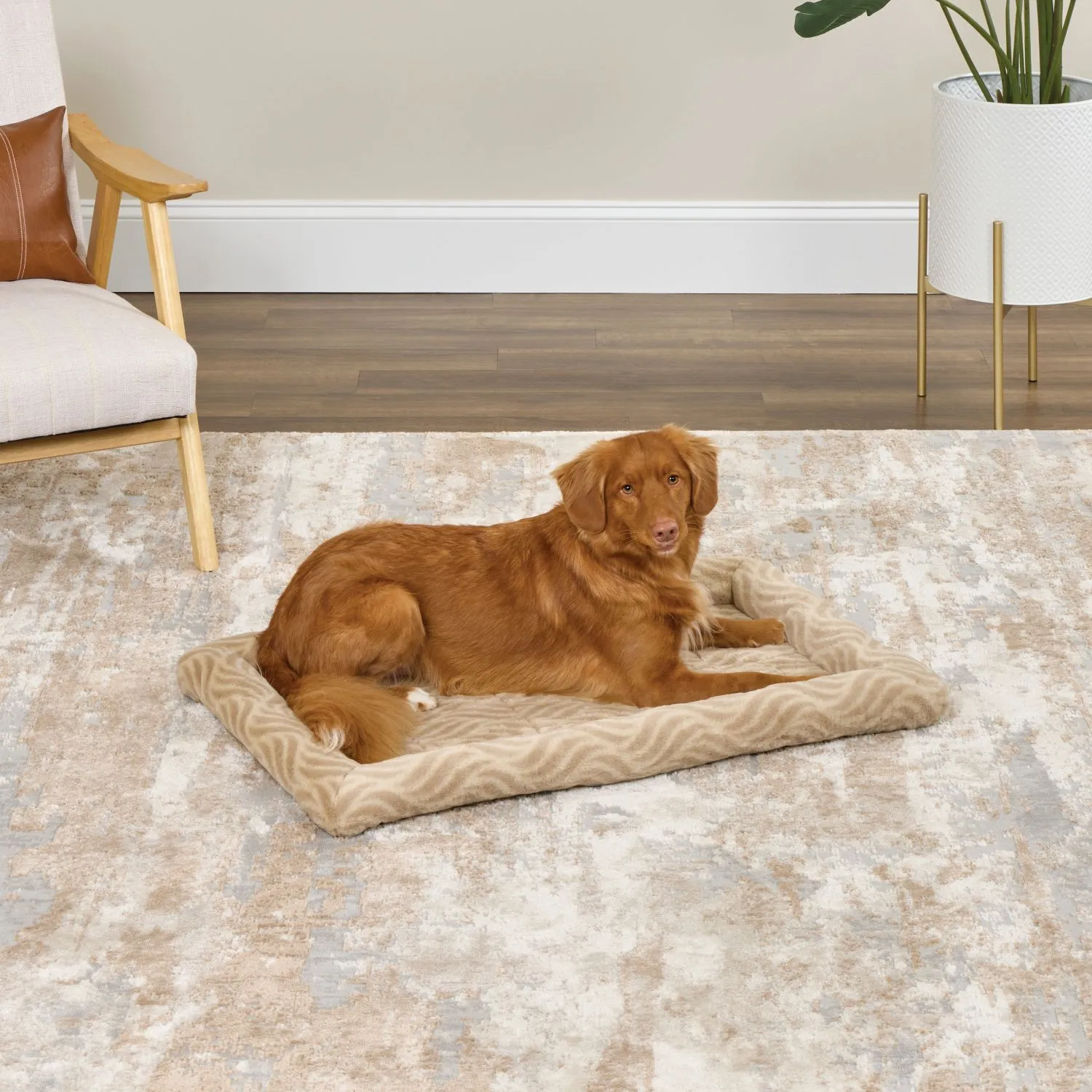 Лежанка MidWest Deluxe Wave Bed для собак и кошек меховая 85,5х56,5х8,5 см, цвет песочный СКИДКА 20%